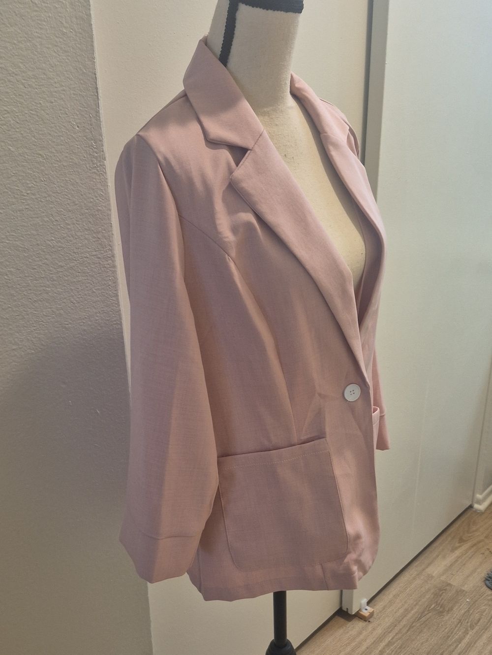 Lightweight Plastic Button Pink Women's Blazer Jacket - Casual Tailored Summer s